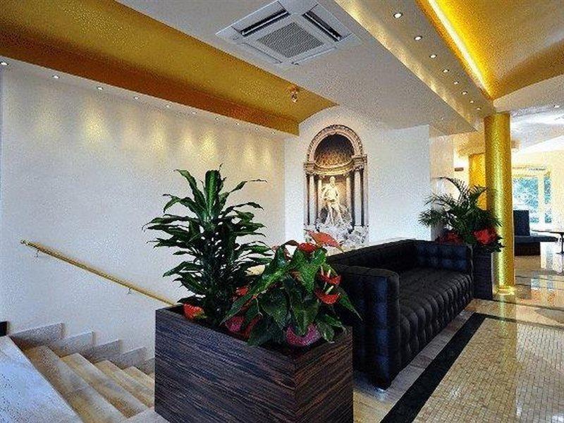 Hotel Oc 4*