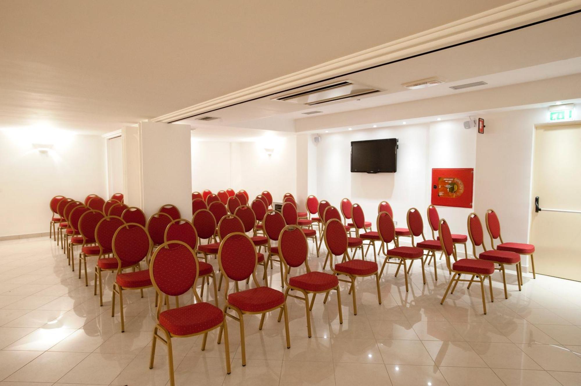 Oc Hotel Lunghezza