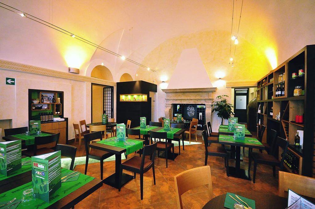 Hotel Oc 4*
