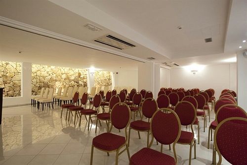 Hotel Oc 4*